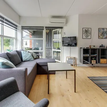 Apartamento Paivi - 100m From The Sea In Western Jutland By Interhome *